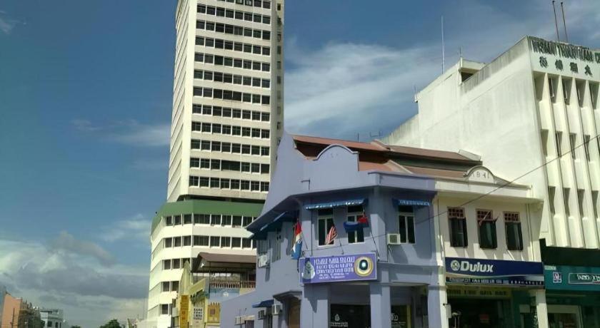 Id Hotel Yayasan Segamat Exterior photo